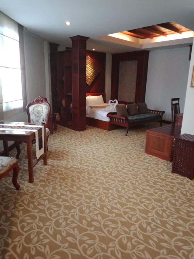 Charming Lao Hotel Muang Xay Exterior photo