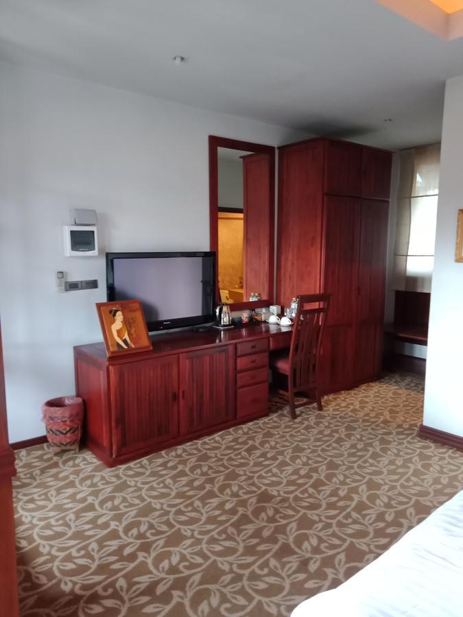 Charming Lao Hotel Muang Xay Exterior photo