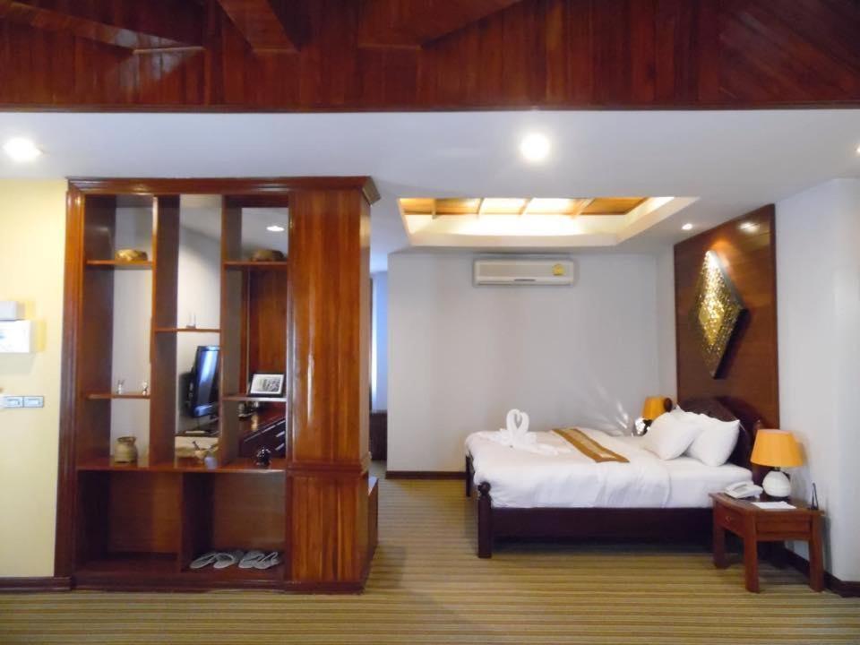 Charming Lao Hotel Muang Xay Exterior photo