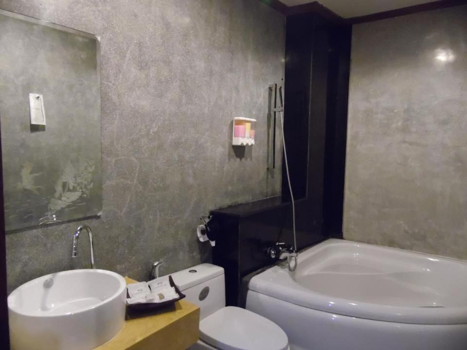 Charming Lao Hotel Muang Xay Exterior photo